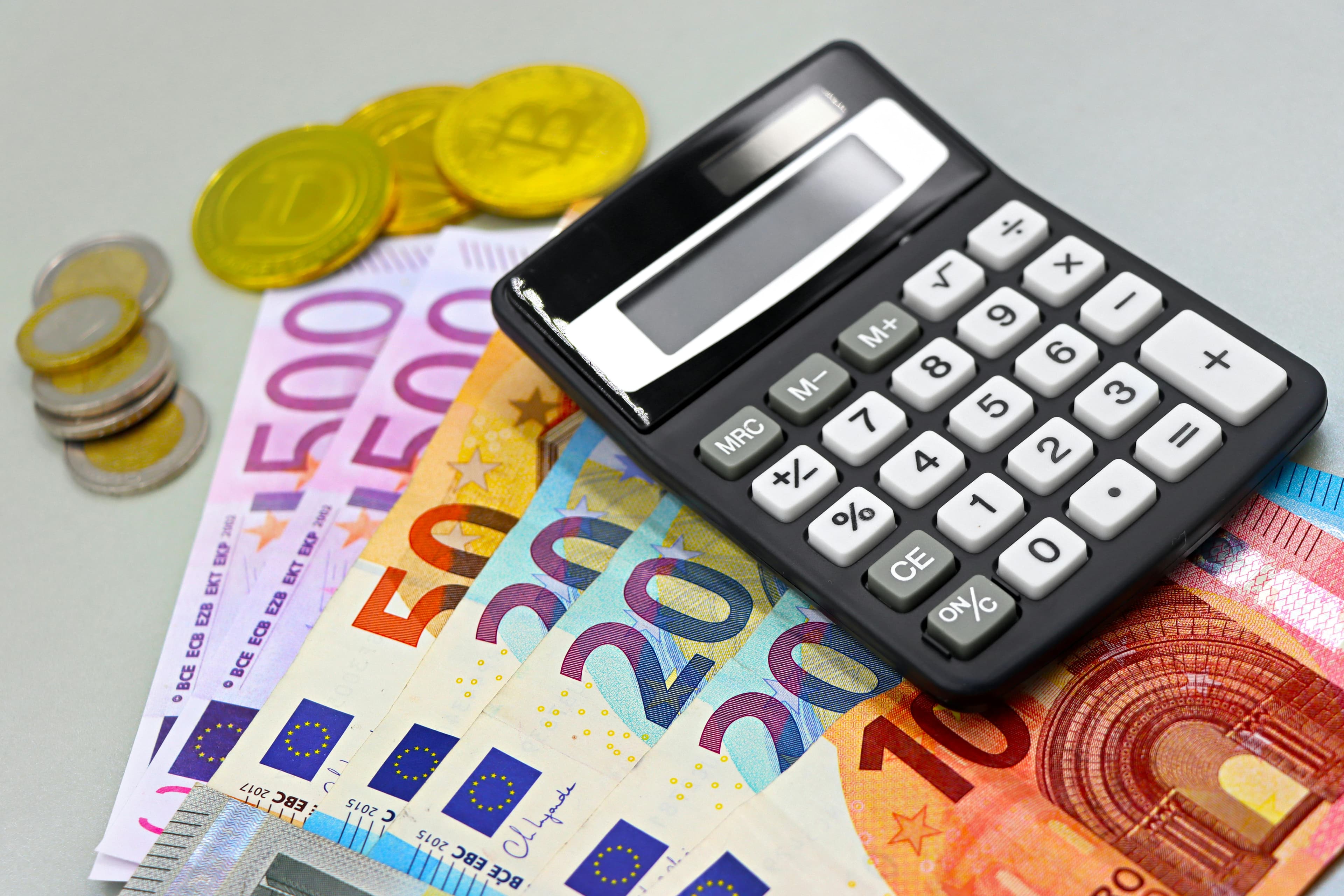 Tarif horaire ménage 2026 : Combien facturer en auto-entrepreneur ? (Guide Complet)